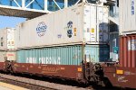 BNSF 40' well 5pk D unit #238467 w COSCO reefer on China Shipping box